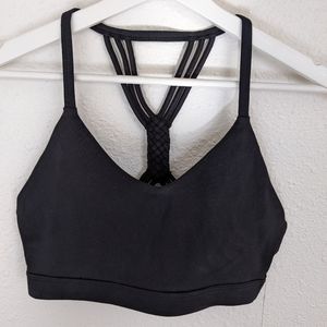 Black sport bra by Glyder